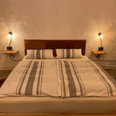 Art Boutique Budget Apartment Im Hinterhof Menden Altstadt Eksteriør billede